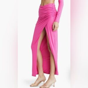 Area Stars Maxi skirt , pink color , NWOT , size XL